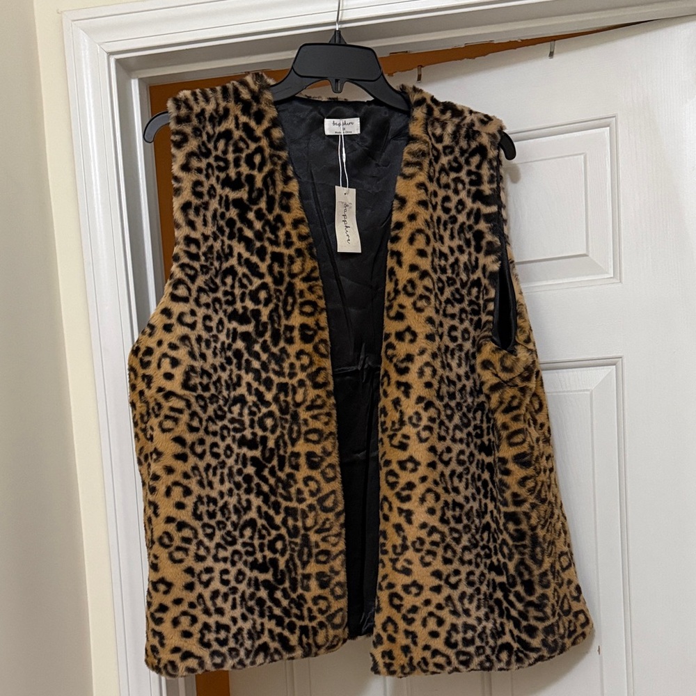 Leopard Print Faux Fur Vest